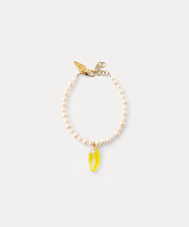 bracelet with pearl detailing